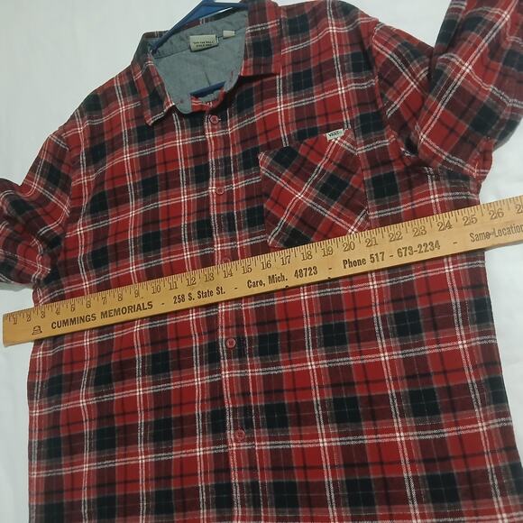 VANS XL 100% Cotton Red/Black Plaid Long-Sleeved Button-Up Flannel Shirt - Picture 9 of 13